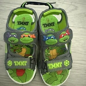 Nickelodeon TMNT Light Up Sandals Size 9 NWOT
